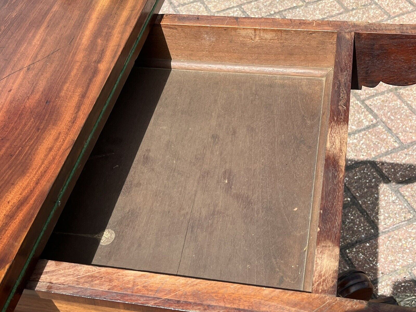 Antique Regency Mahogany & Brass Inlaid Games Table With Fold Over Lid