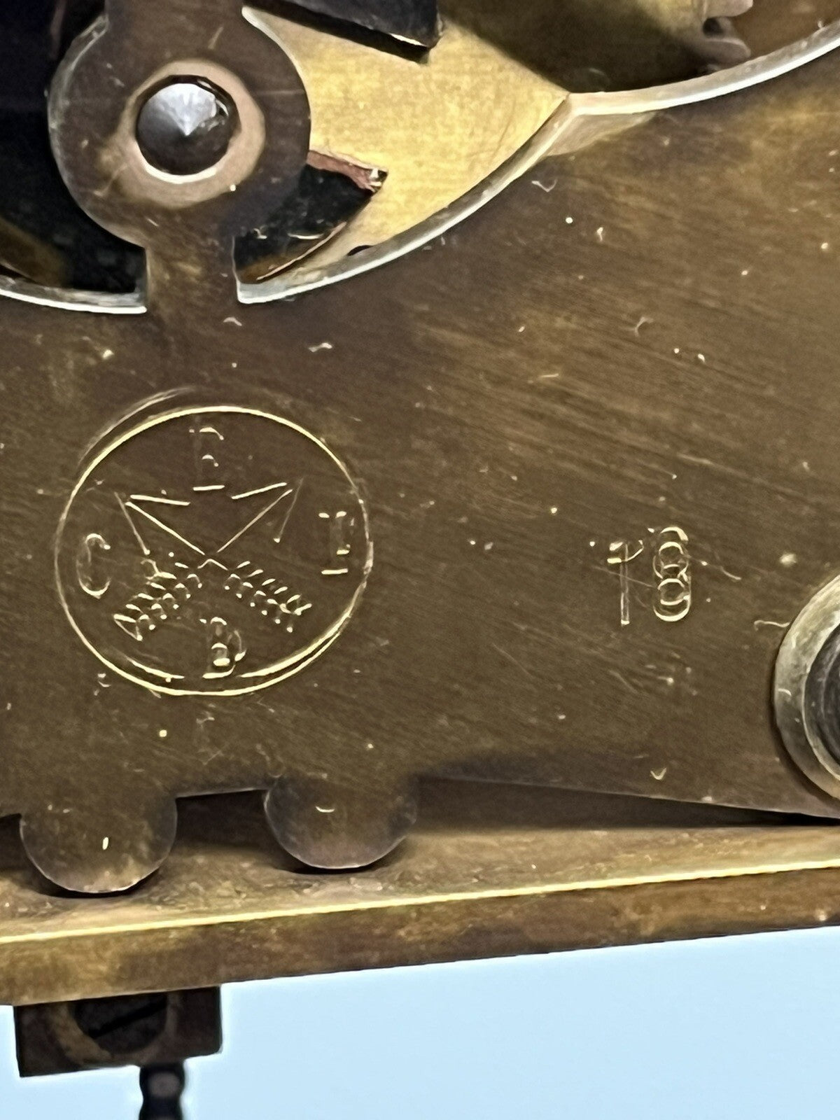 47652048