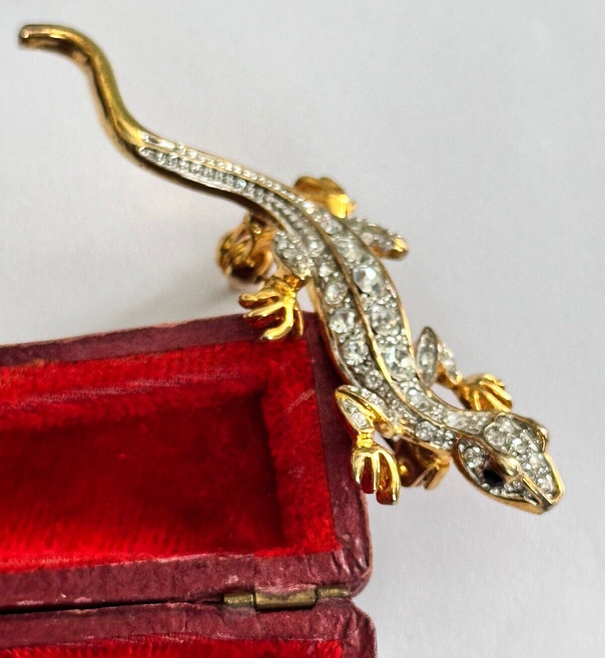 Vintage Gold Tone Diamanté Lizard Brooch