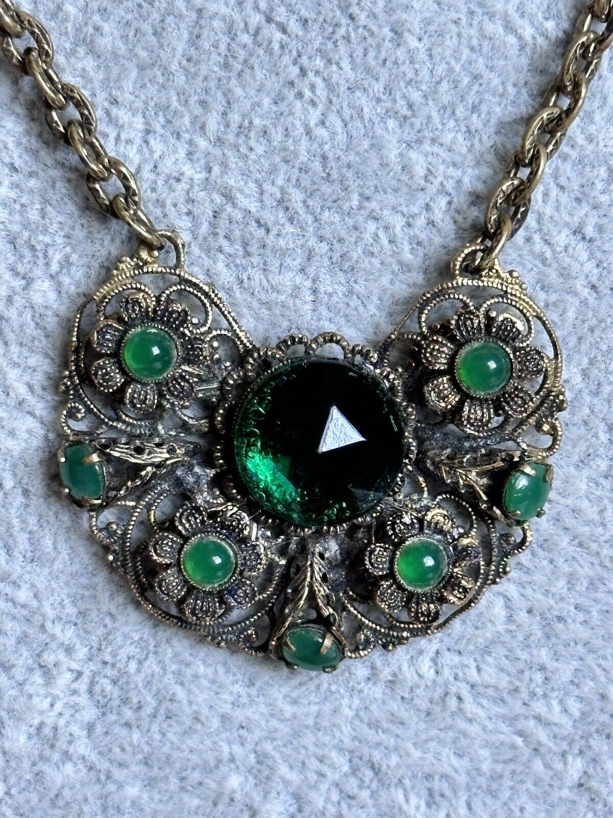 Vintage Green Czech Crystal Short Length Necklace