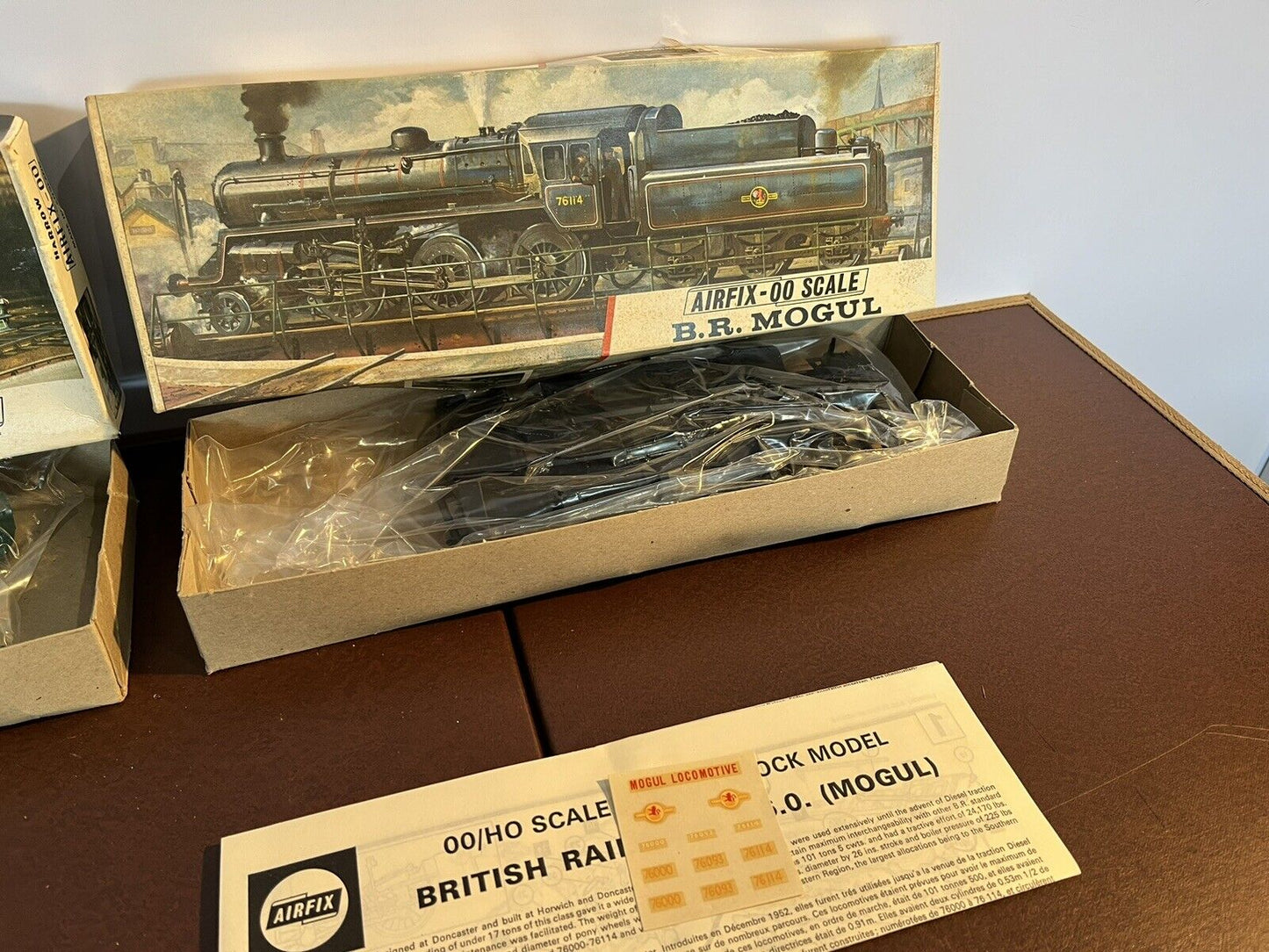 3 Vintage Boxed Airfix Train Kits:- BR MOGUL, HARROW & EVENING STAR