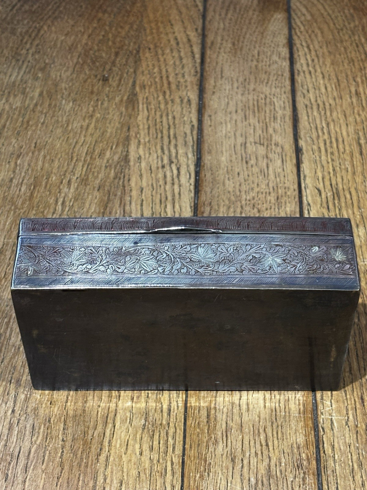 47657908