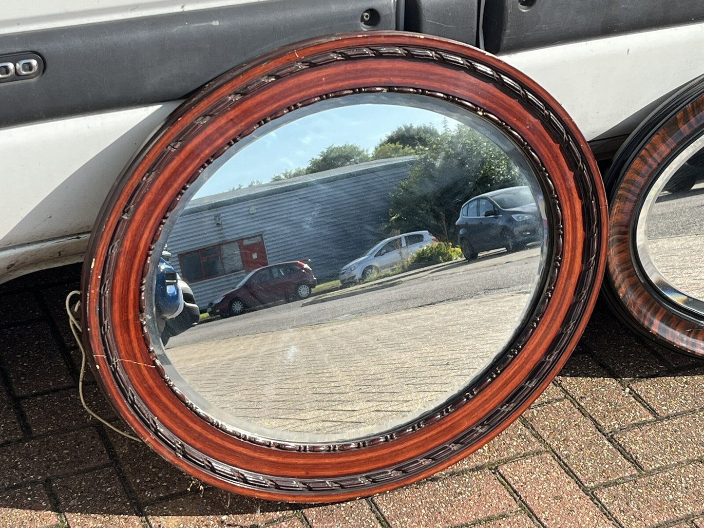 47653974