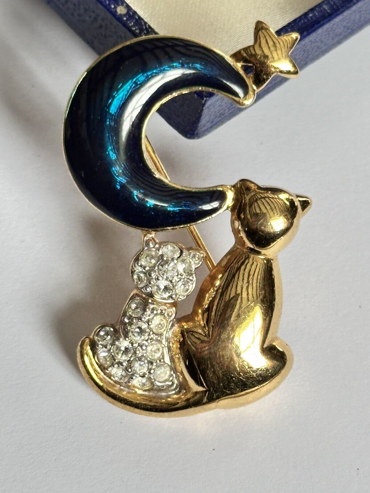 Vintage Gold Plated Blue Enamel Cats Moon Star Brooch