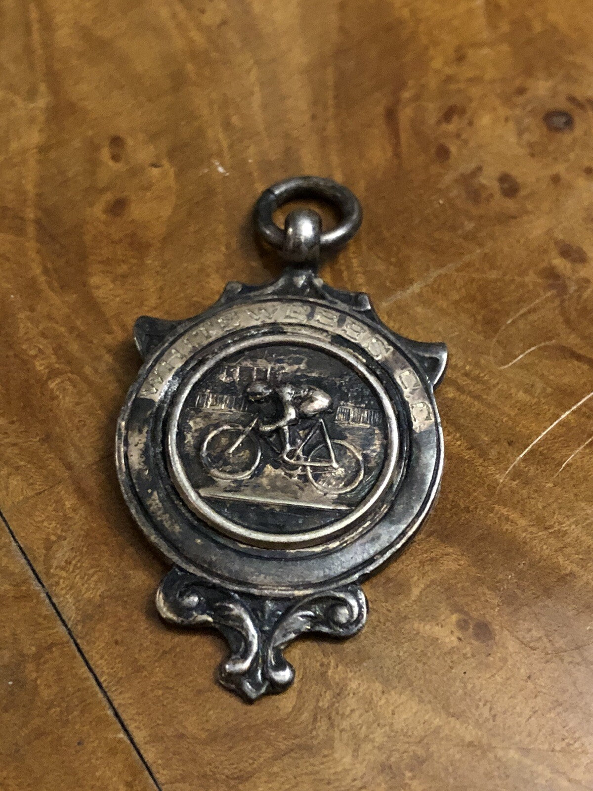 47647433