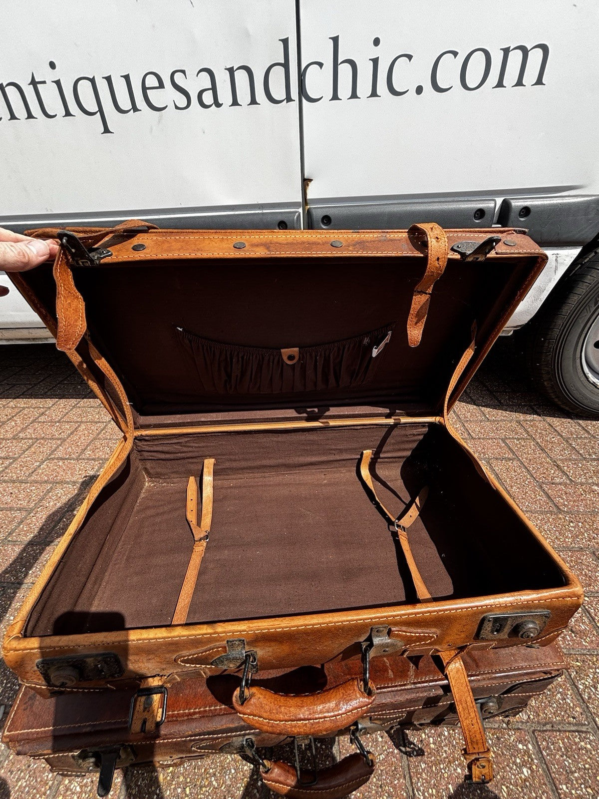47691571