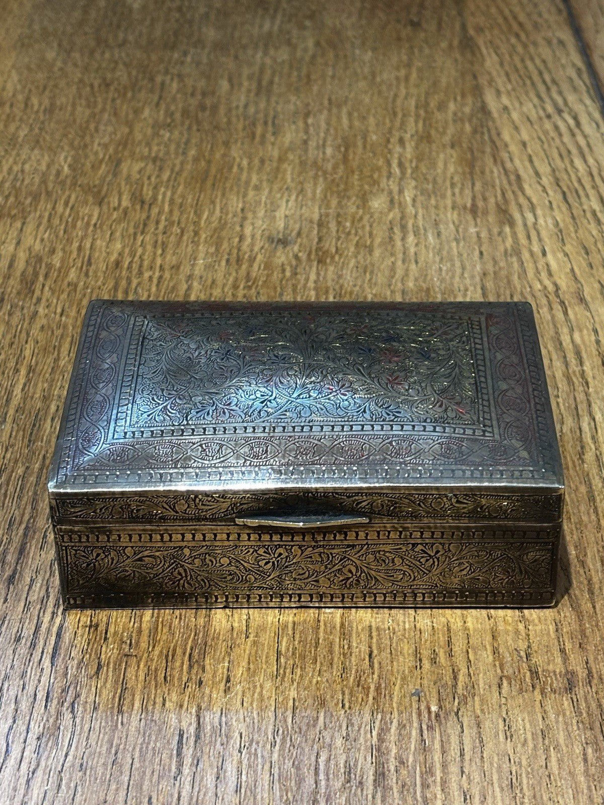 47657912