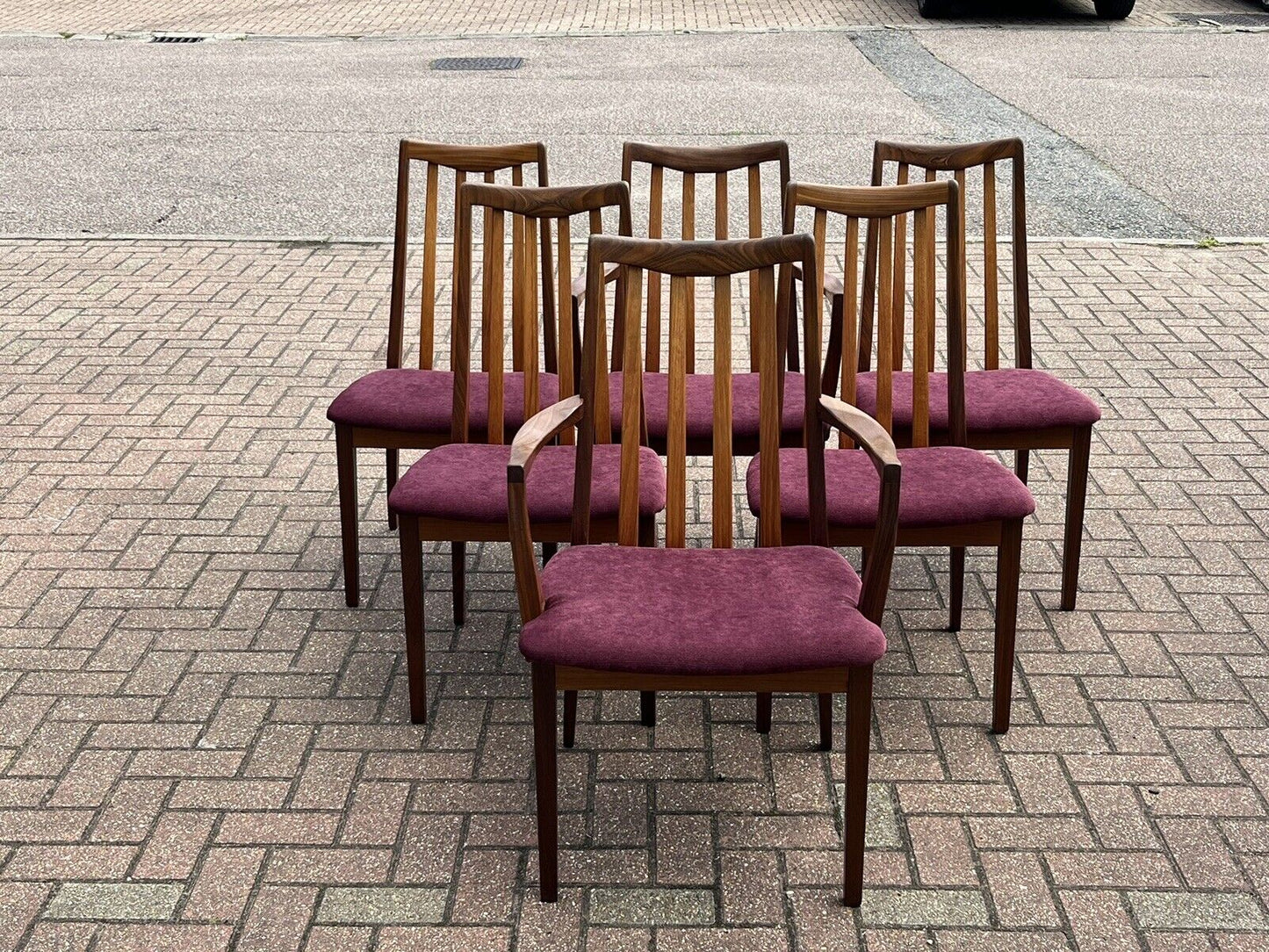 Mid Century G-Plan Extending Dining Table & 6 Chairs