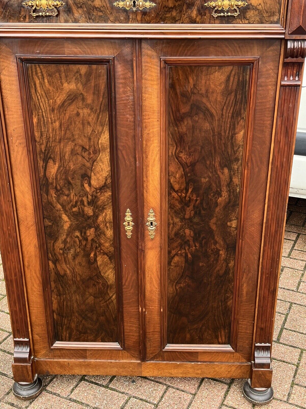 Antique Walnut Bookcase / Cupboard With Fitted Shelves & Drawer