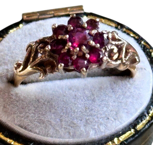 Antique Vintage 22ct Gold Ruby Flower Ring 3.76g