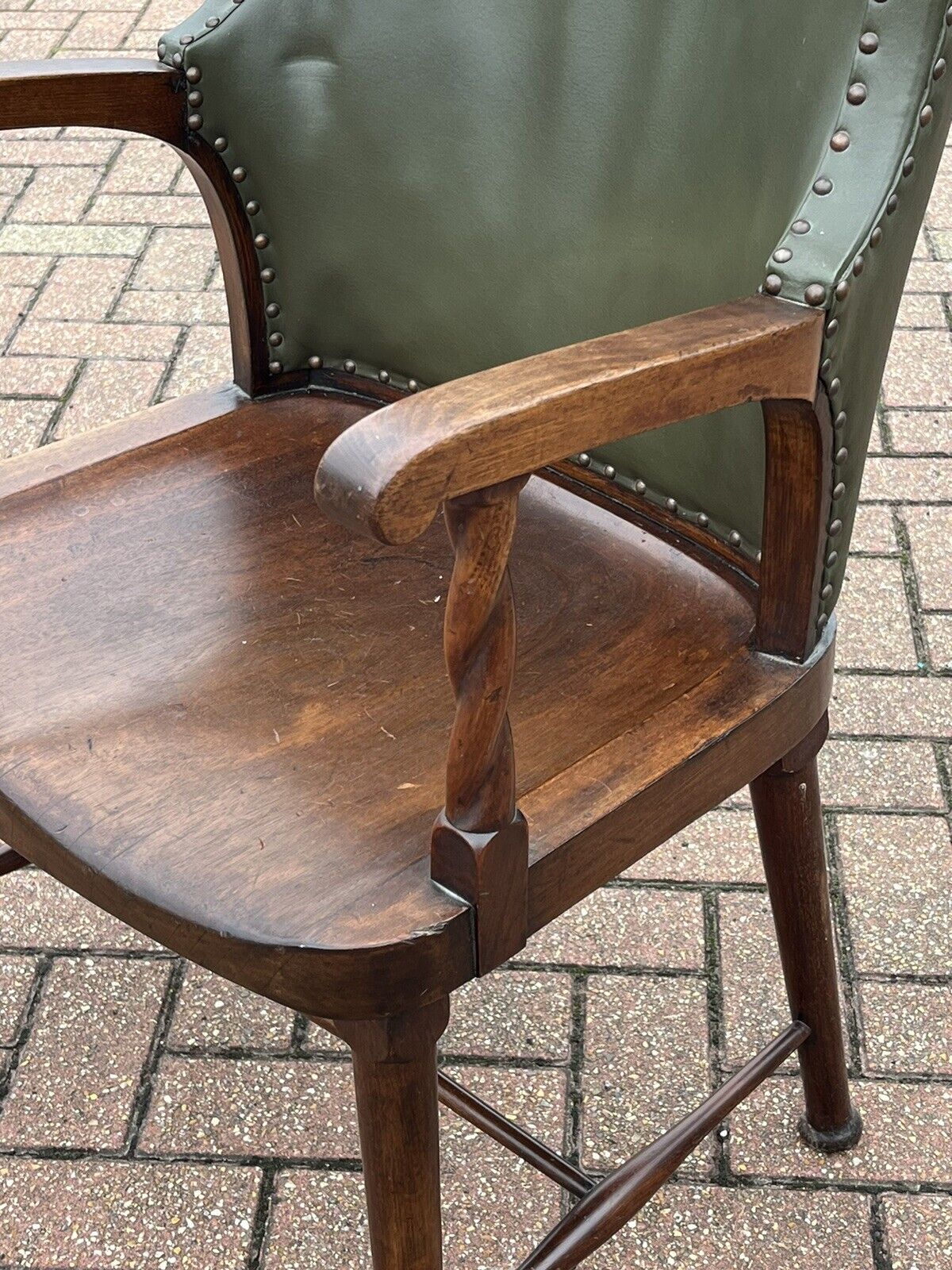 Orkney Chair In Mahogany