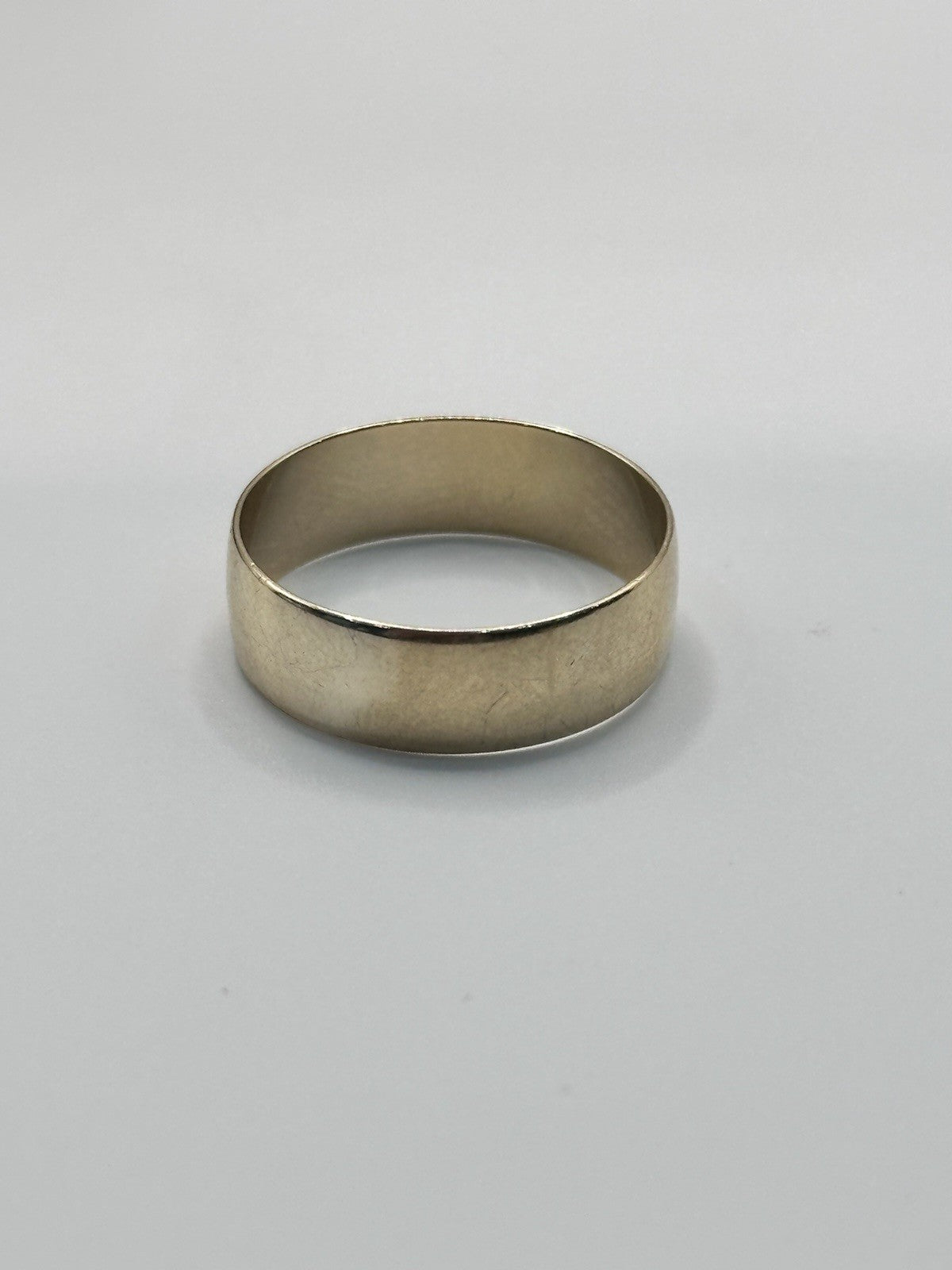 47690952