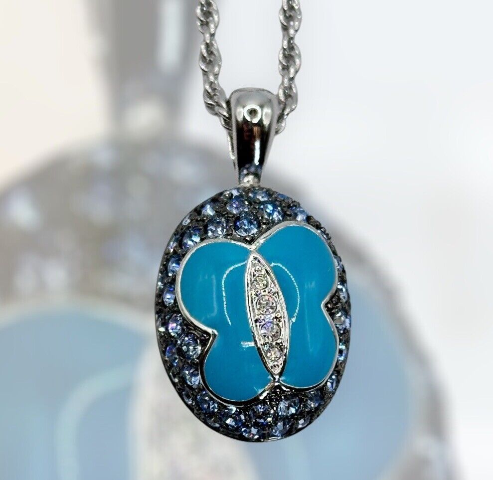 Vintage 1980s Rhodium Plated Blue Butterfly Diamanté Pendant  Necklace