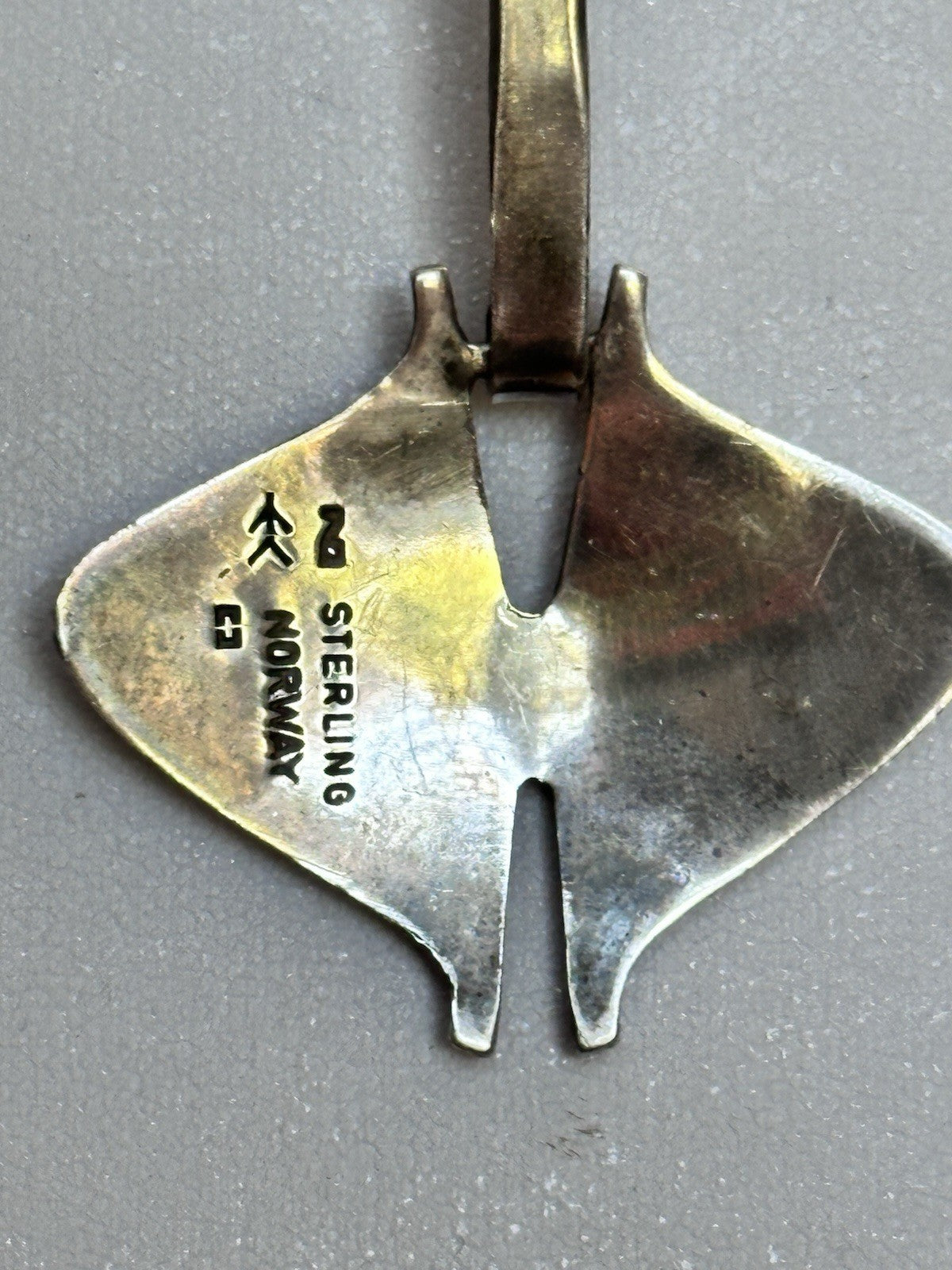 45690231