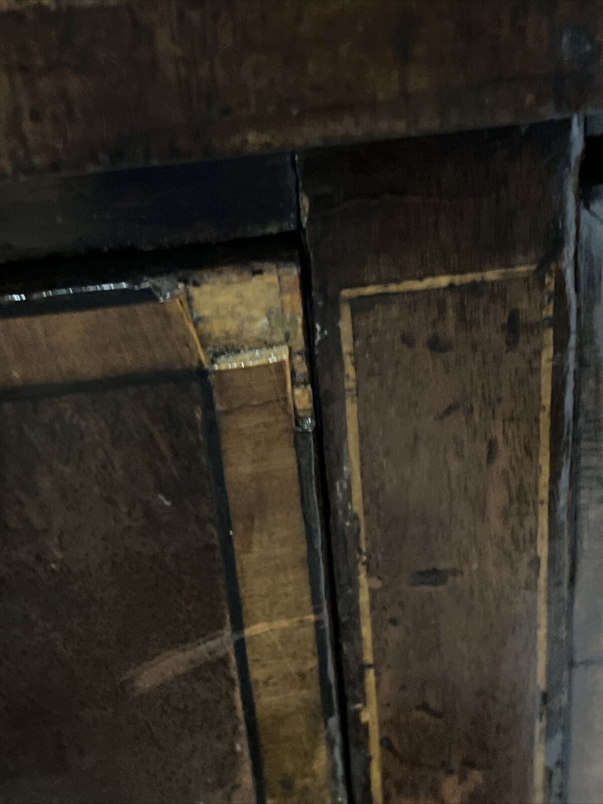 Georgian Inlaid Mahogany Sideboard. Small Proportions. Brass Handles.