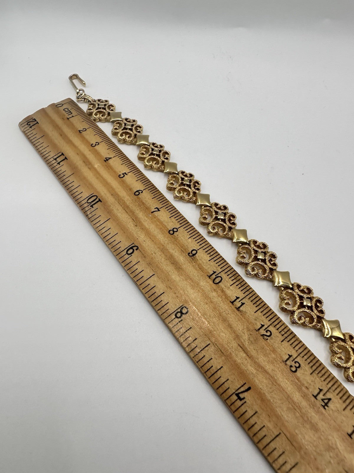 47888672