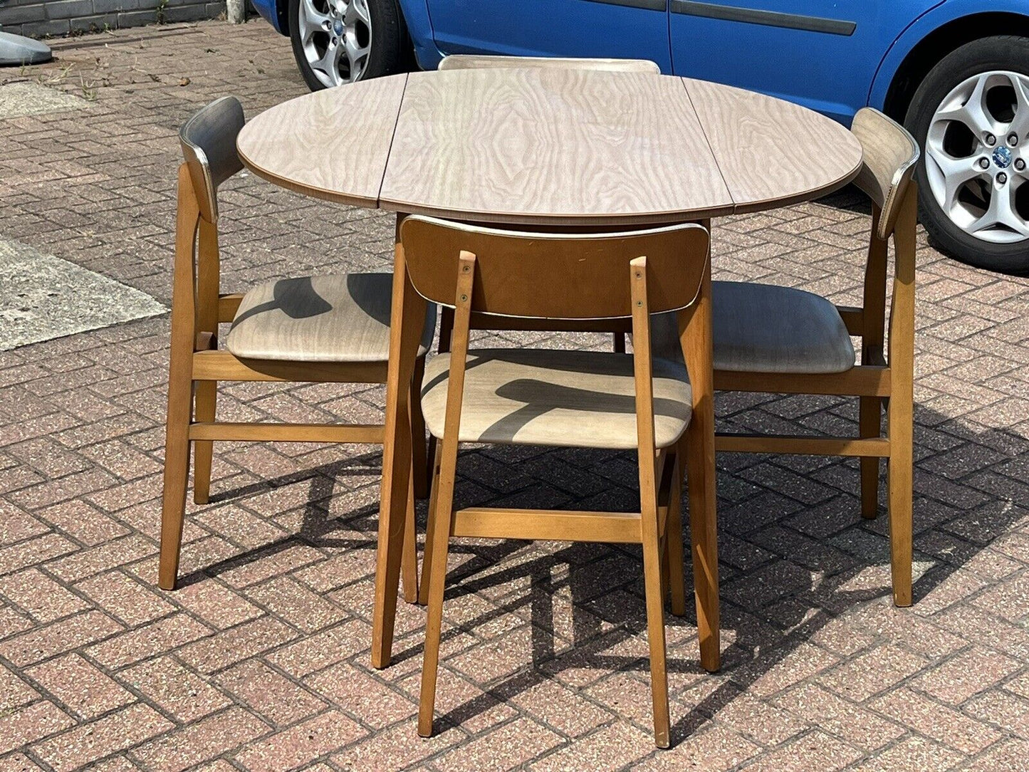 Mid Century Extending Dining Table & 4 Chairs
