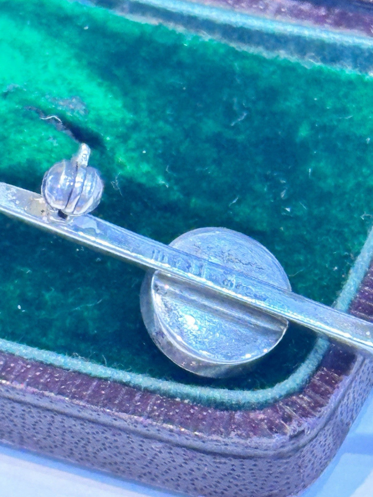 47690498