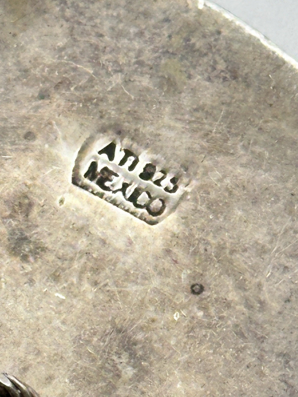 47657837