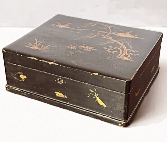 Edwardian Japanese Lacquer Jewelley Box With 4 Inner Boxes.
