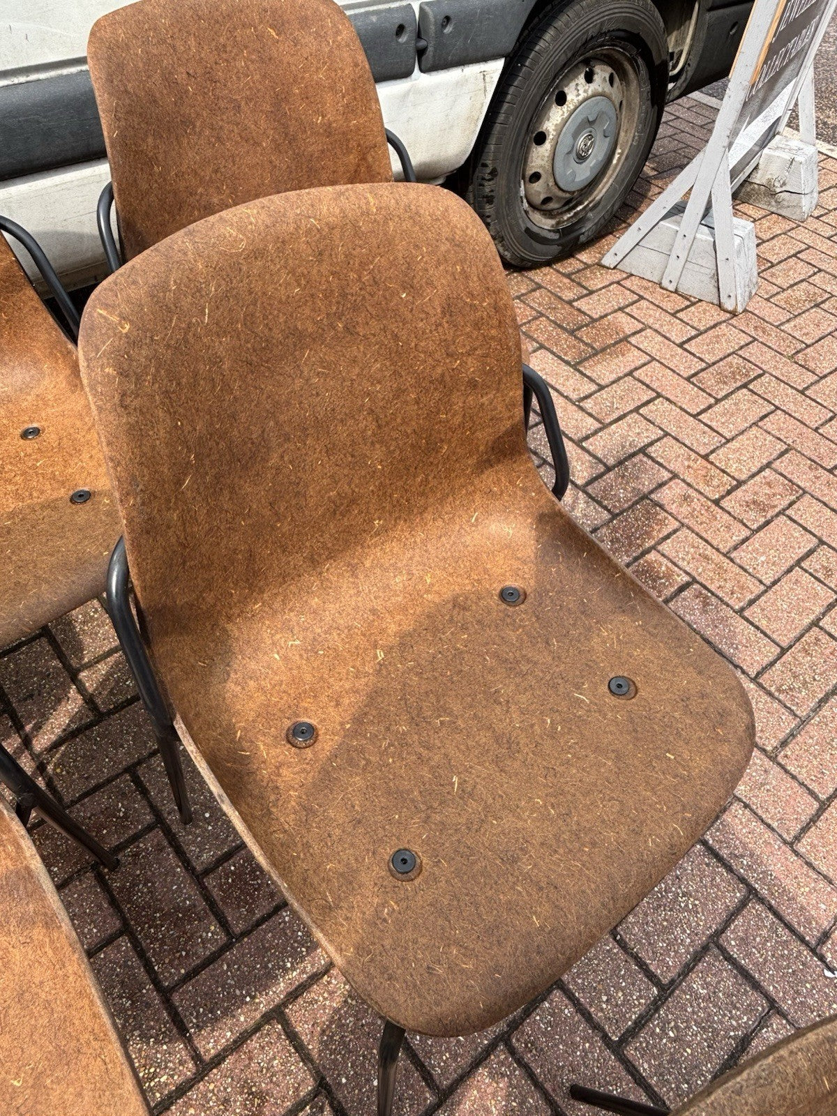 47656312