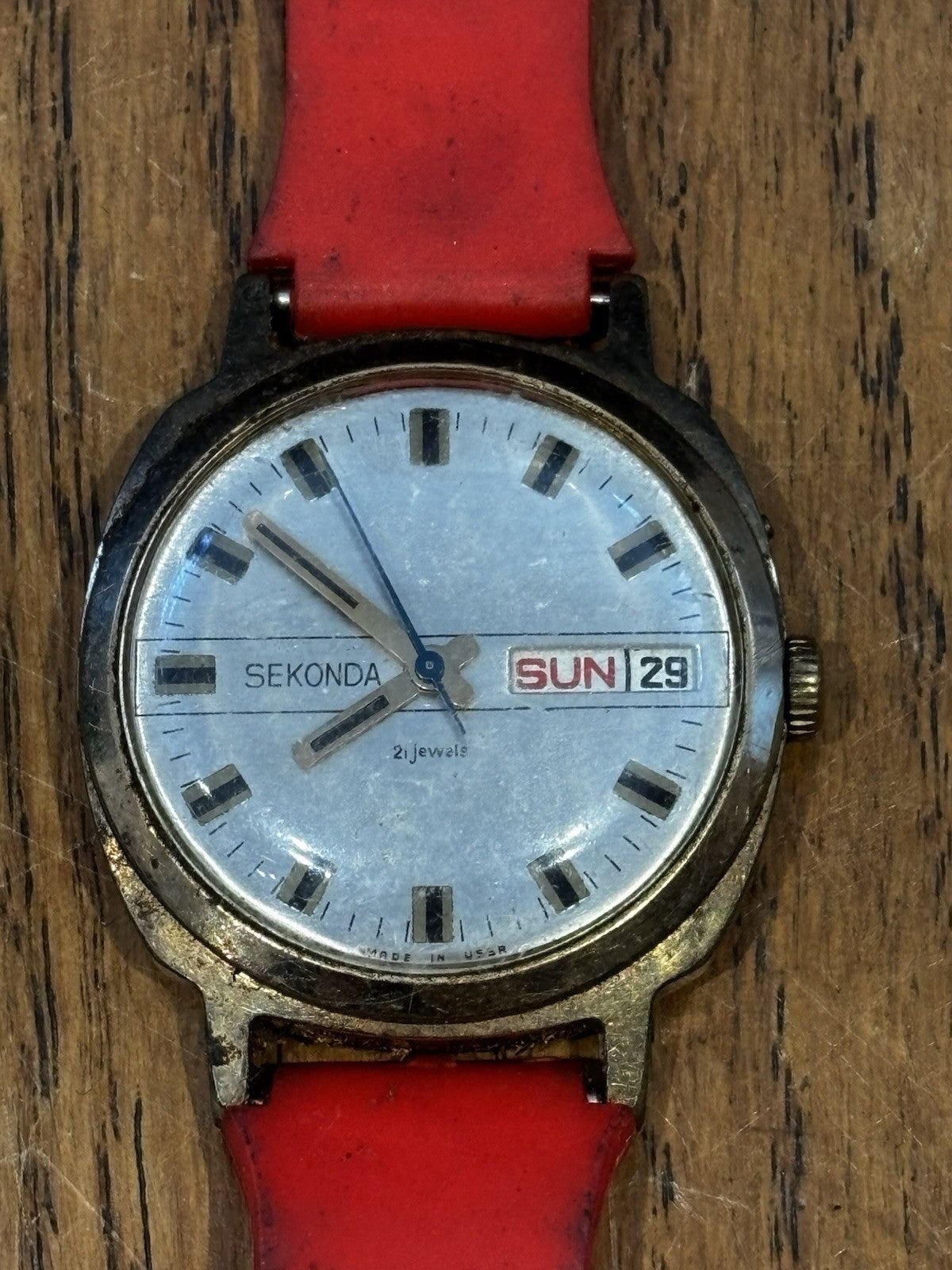47658054
