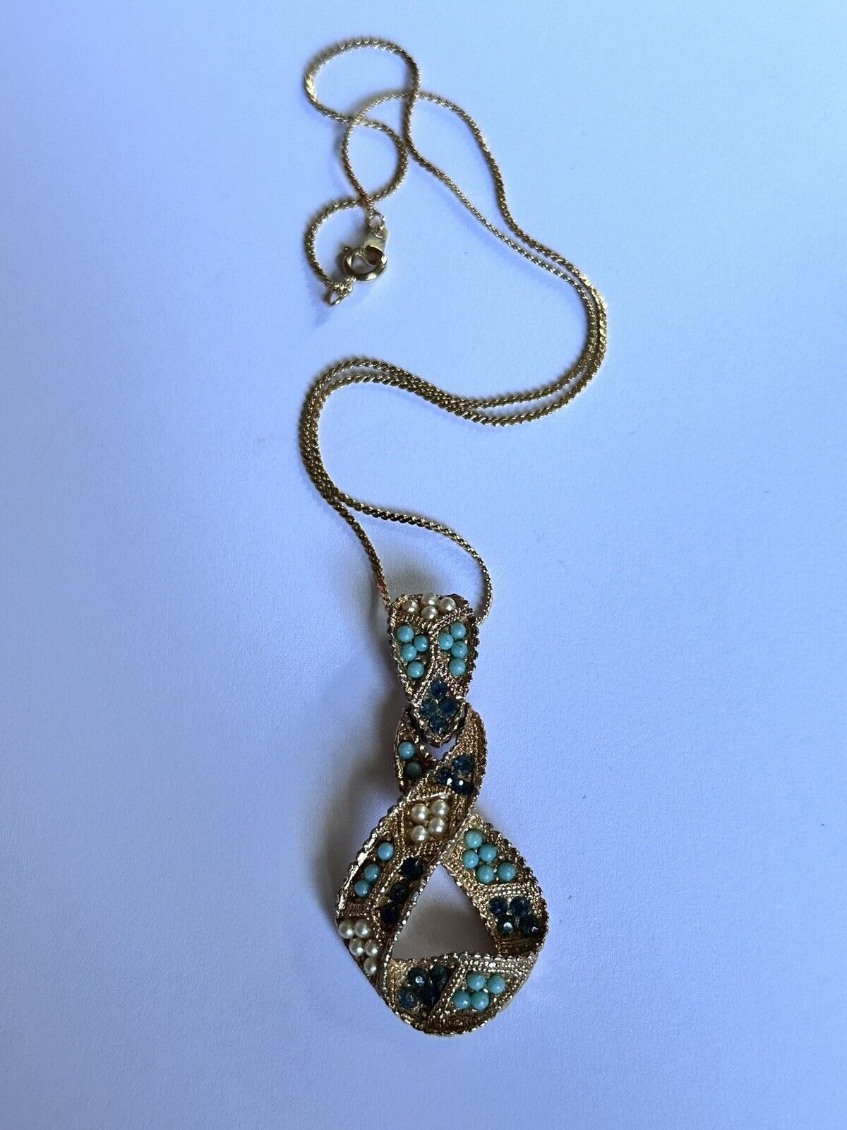 Vintage Gold Tone Faux Turquoise Pearl Blue Diamanté Pendant Necklace