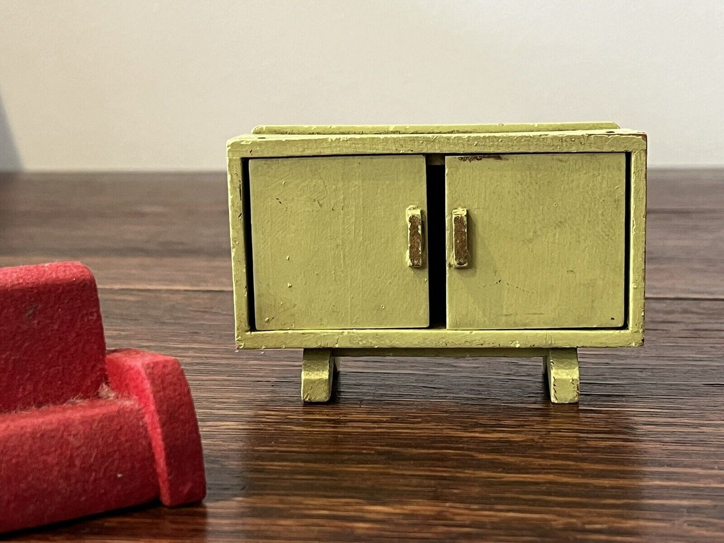 Vintage Dolls House Furniture