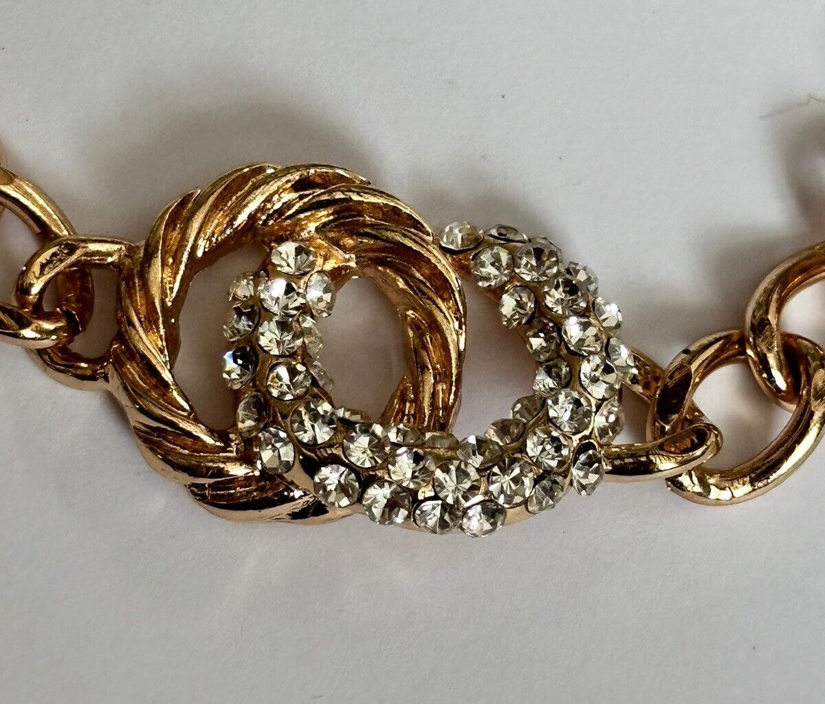 Vintage 1980s Gold Plated Diamanté Hoops Link Necklace
