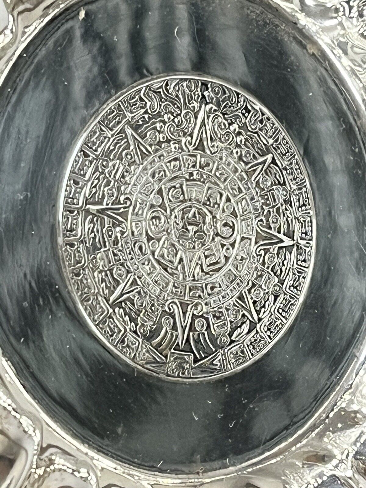 Solid Silver Dish. 77.3 g