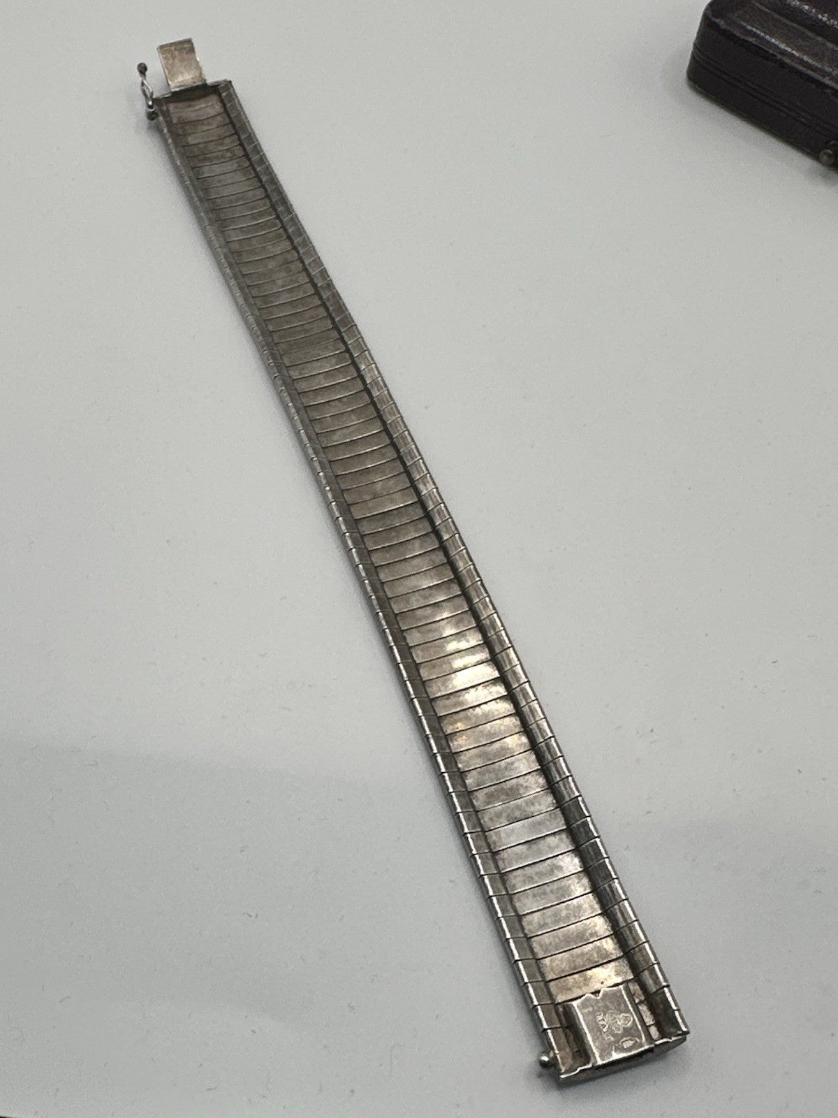 47700452