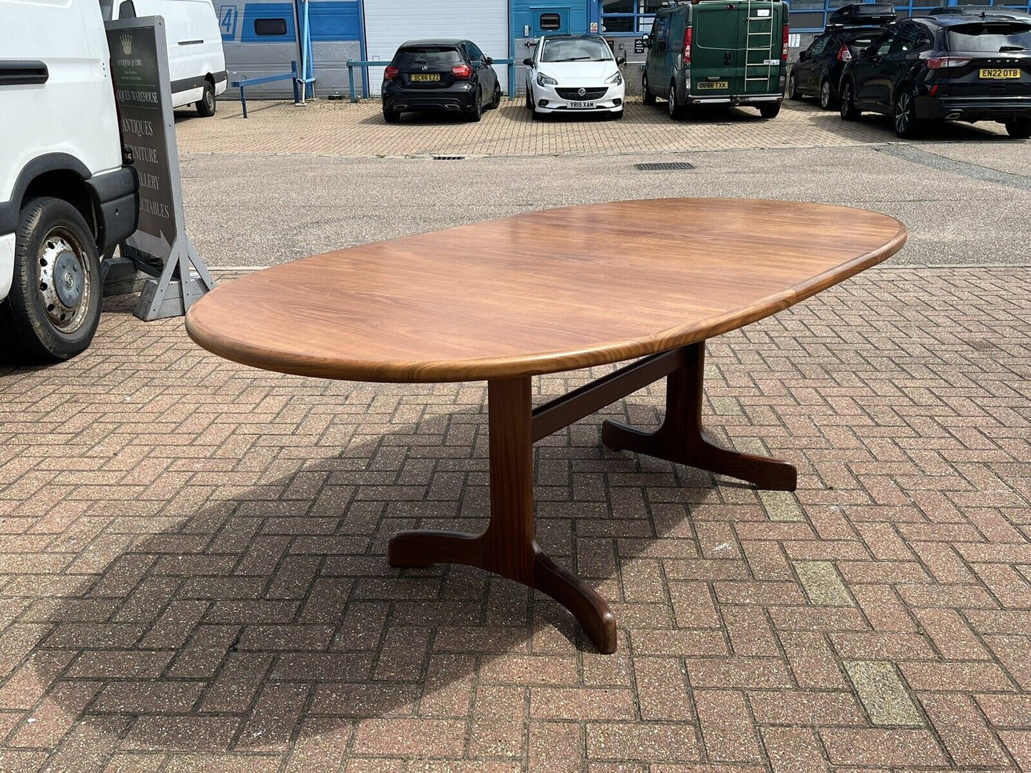 Mid Century G-Plan Extending Dining Table & 6 Chairs
