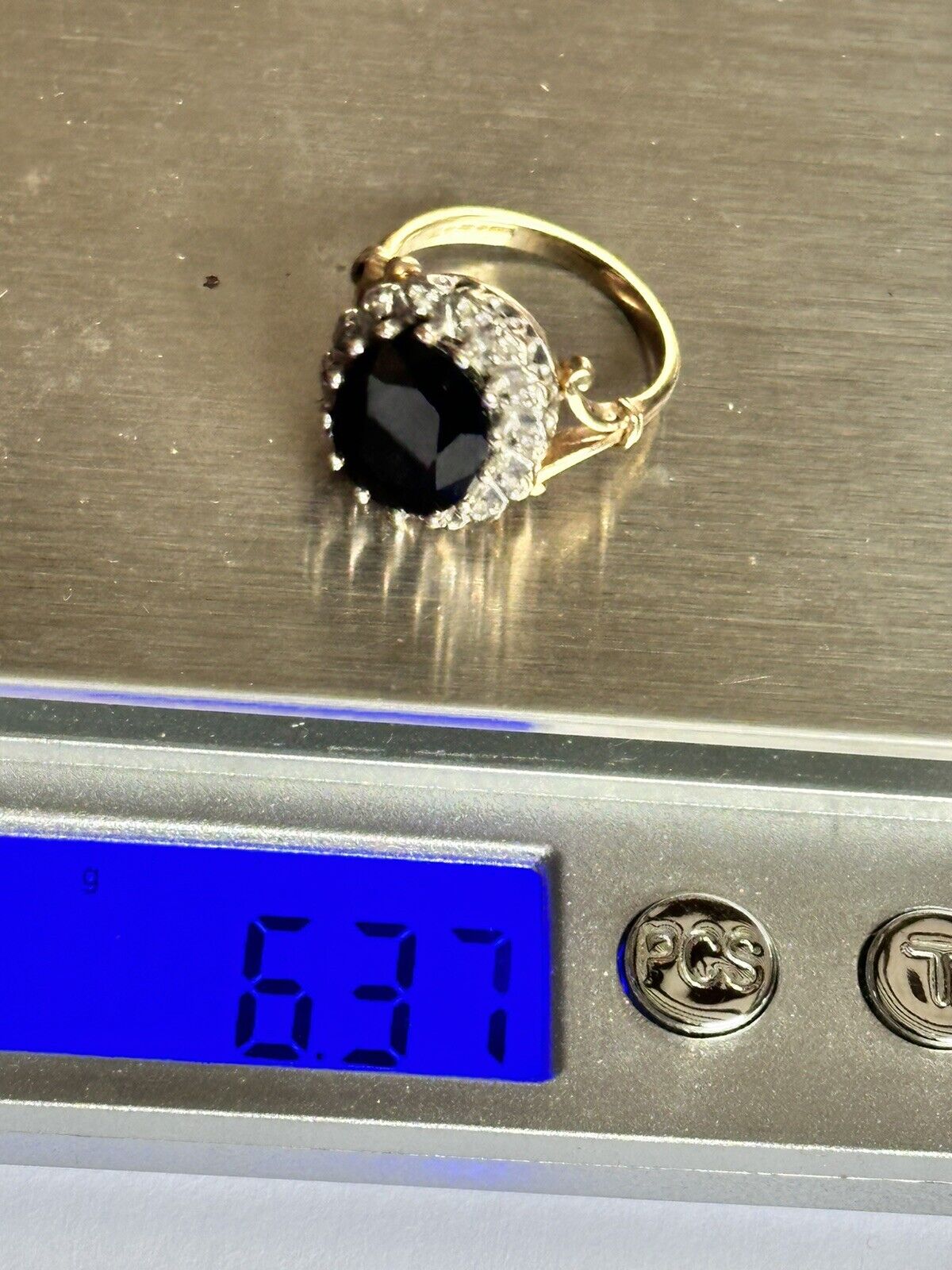 Vintage 9ct Gold Oval Sapphire And Diamond Cluster Ring