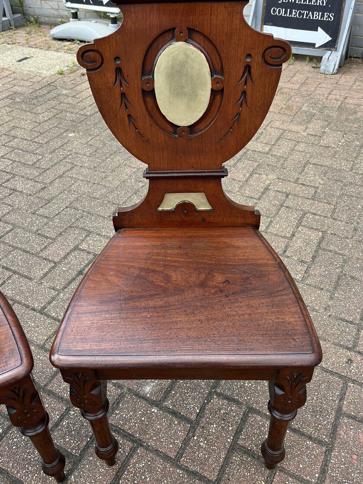 4 Victorian Shield Back Mahogany Hall Chairs. Country House Furniture