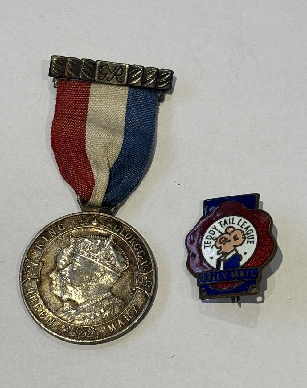 47654772