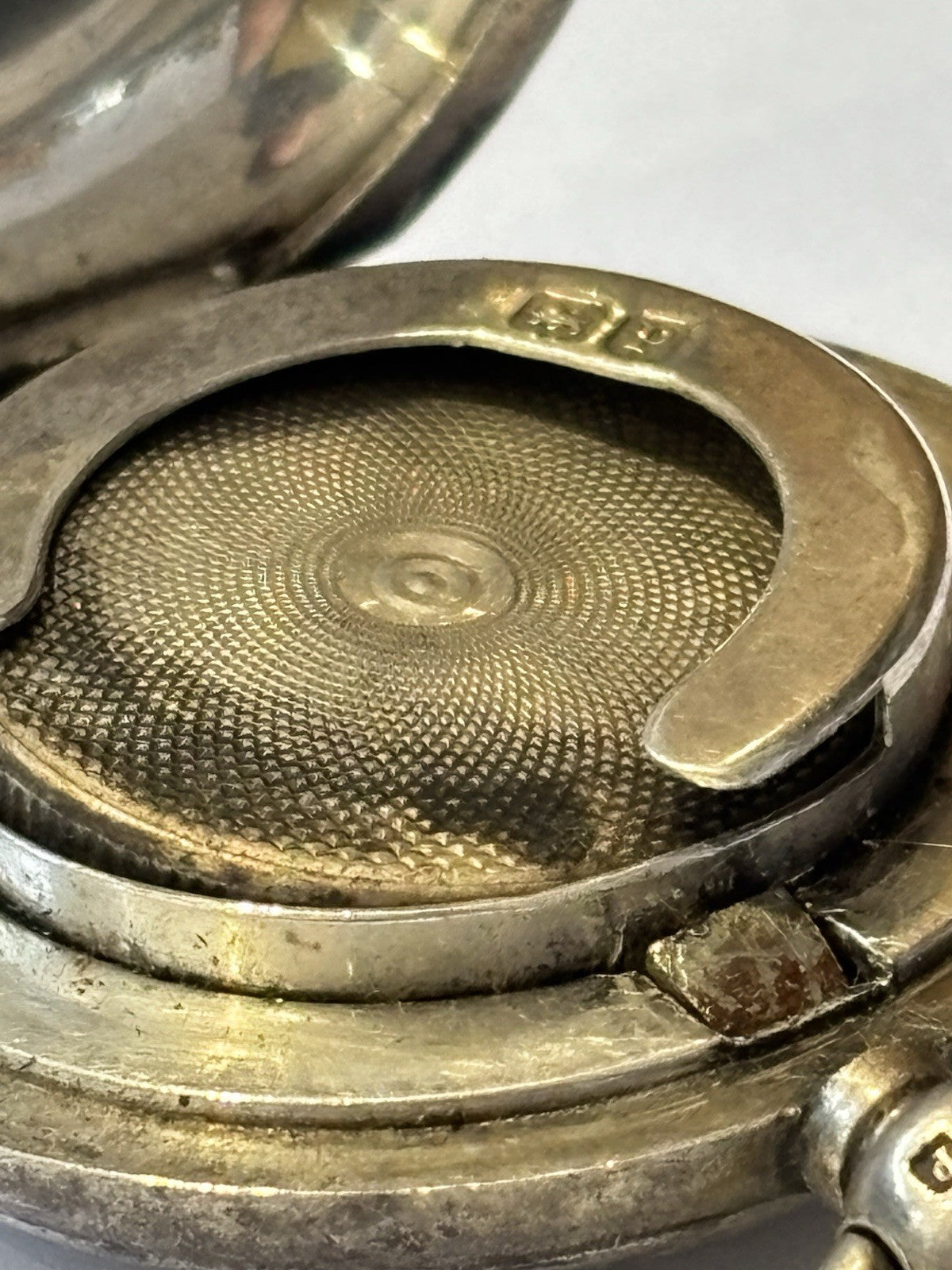47747968