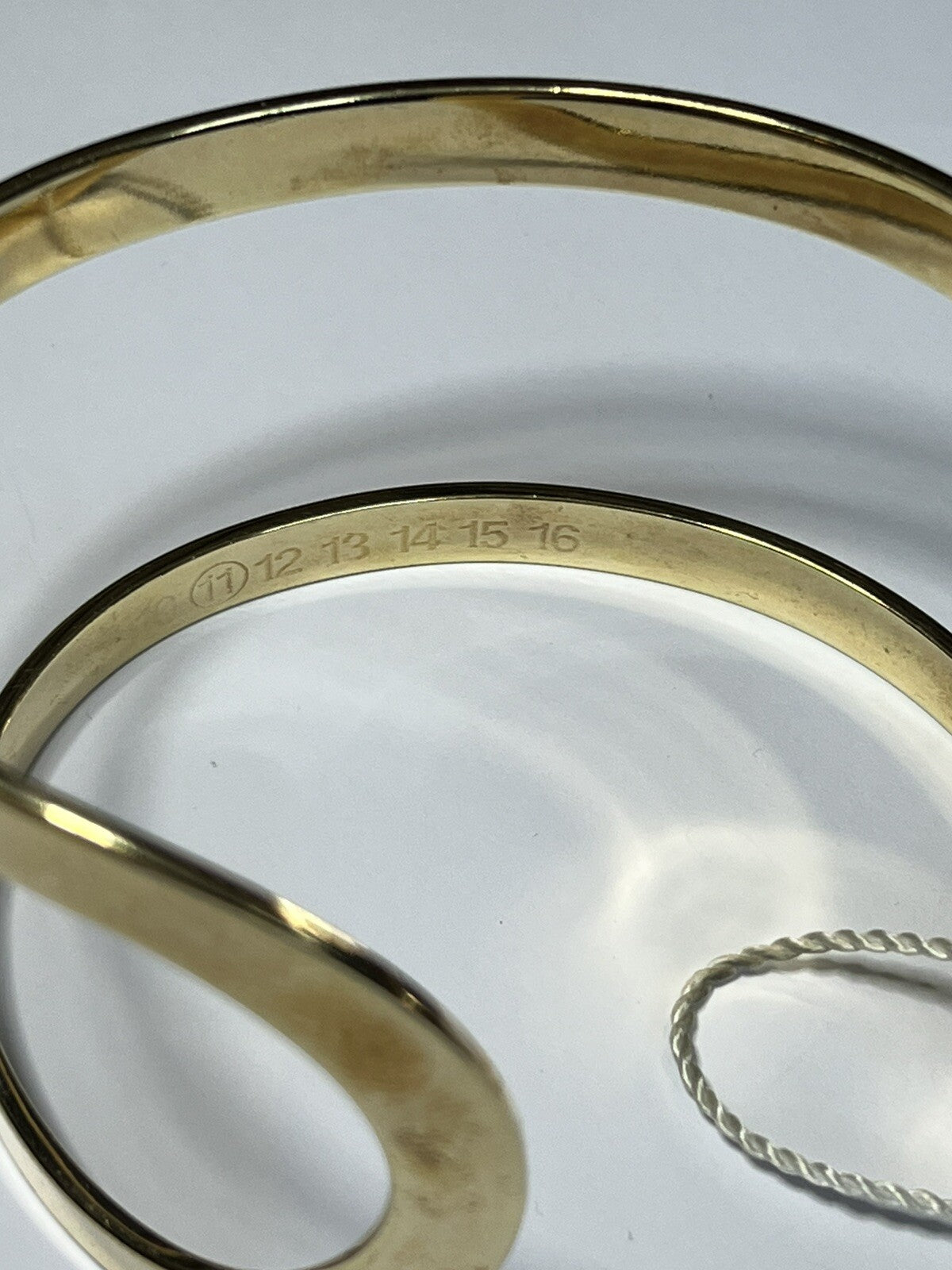 47648377