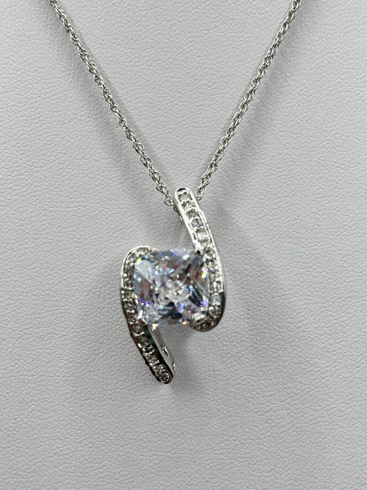 Vintage Rhodium Plated Clear Crystal Drop Necklace