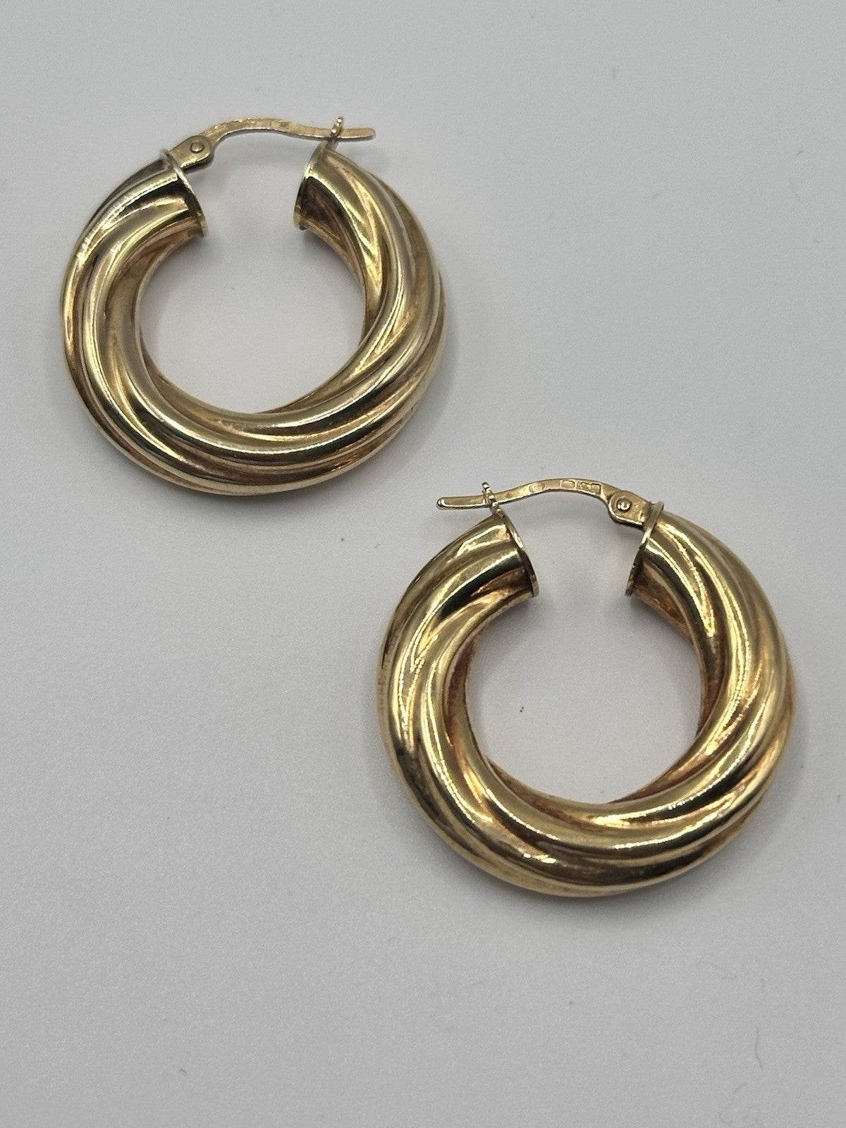 47691555