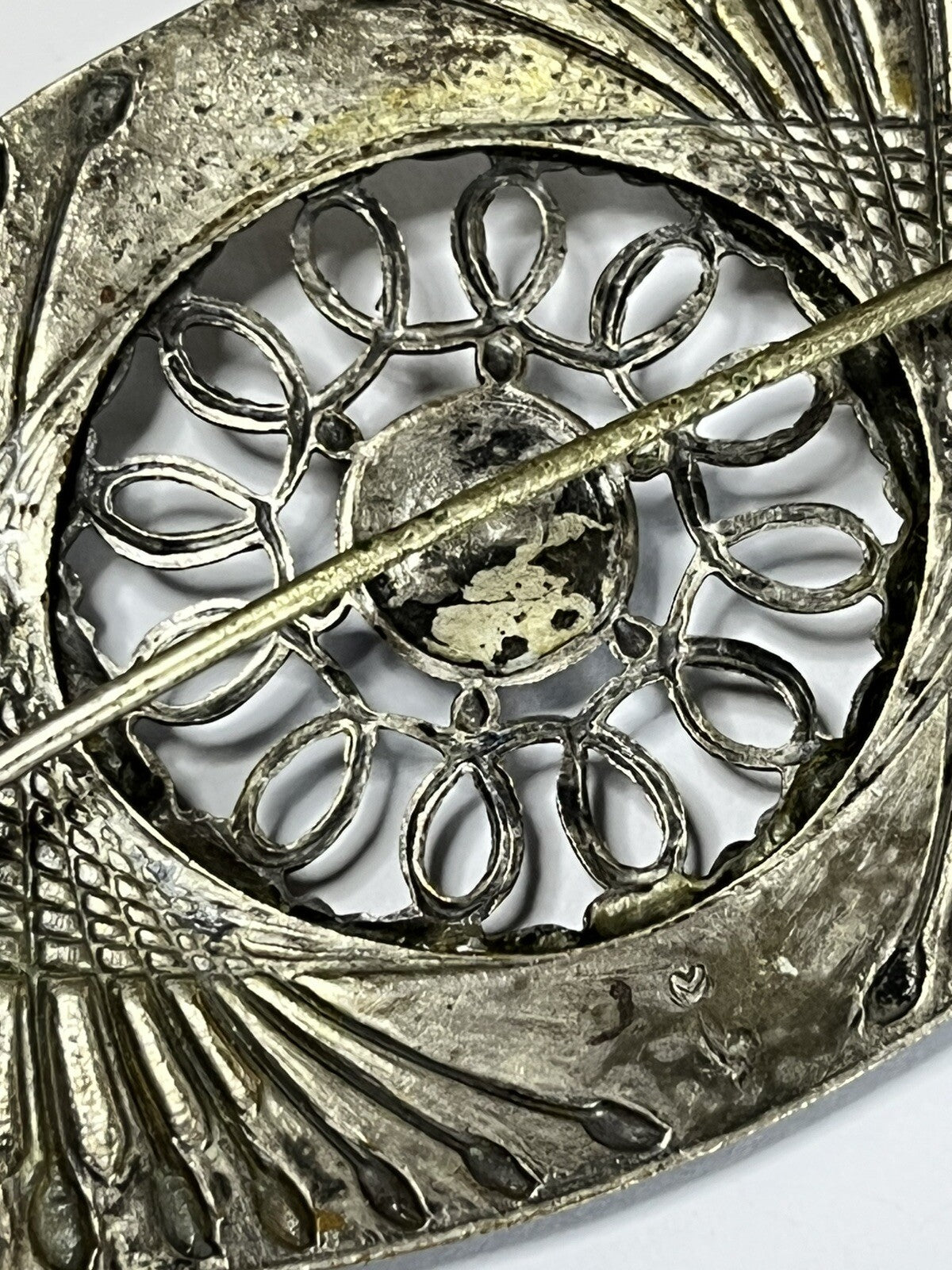 47649510