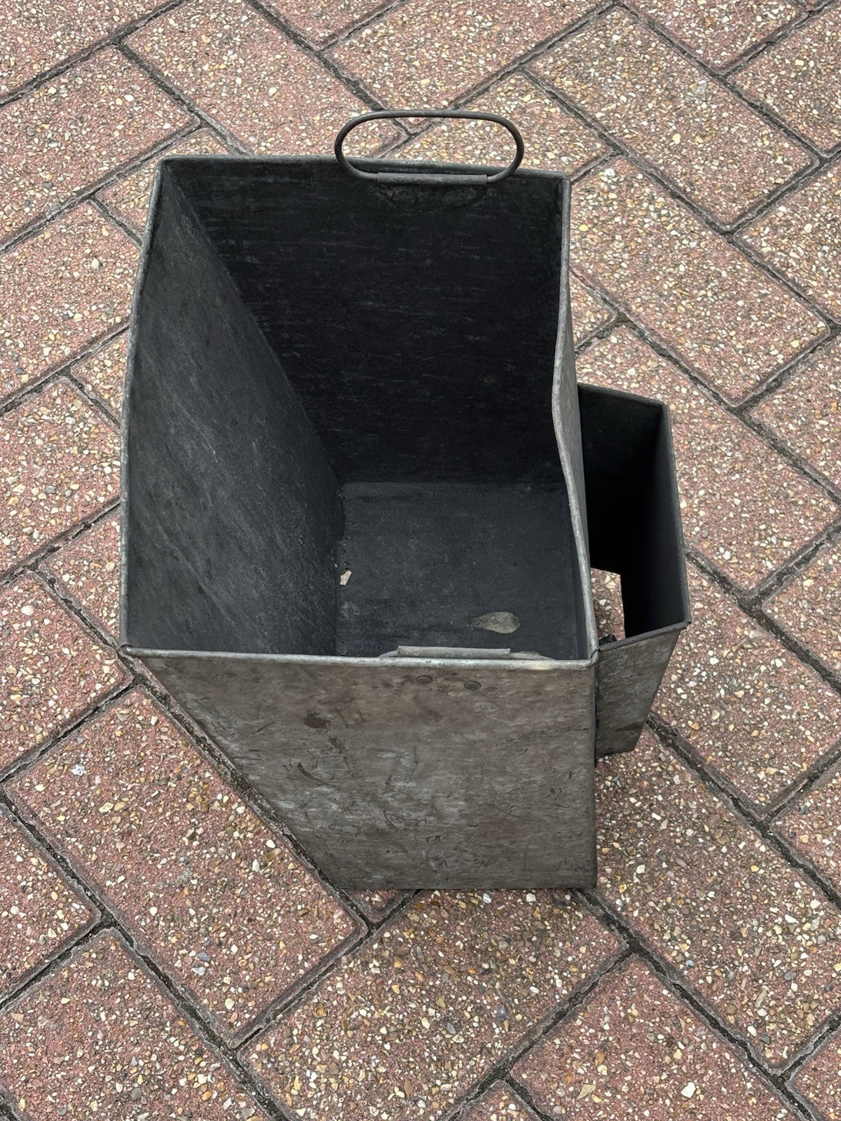 47656775
