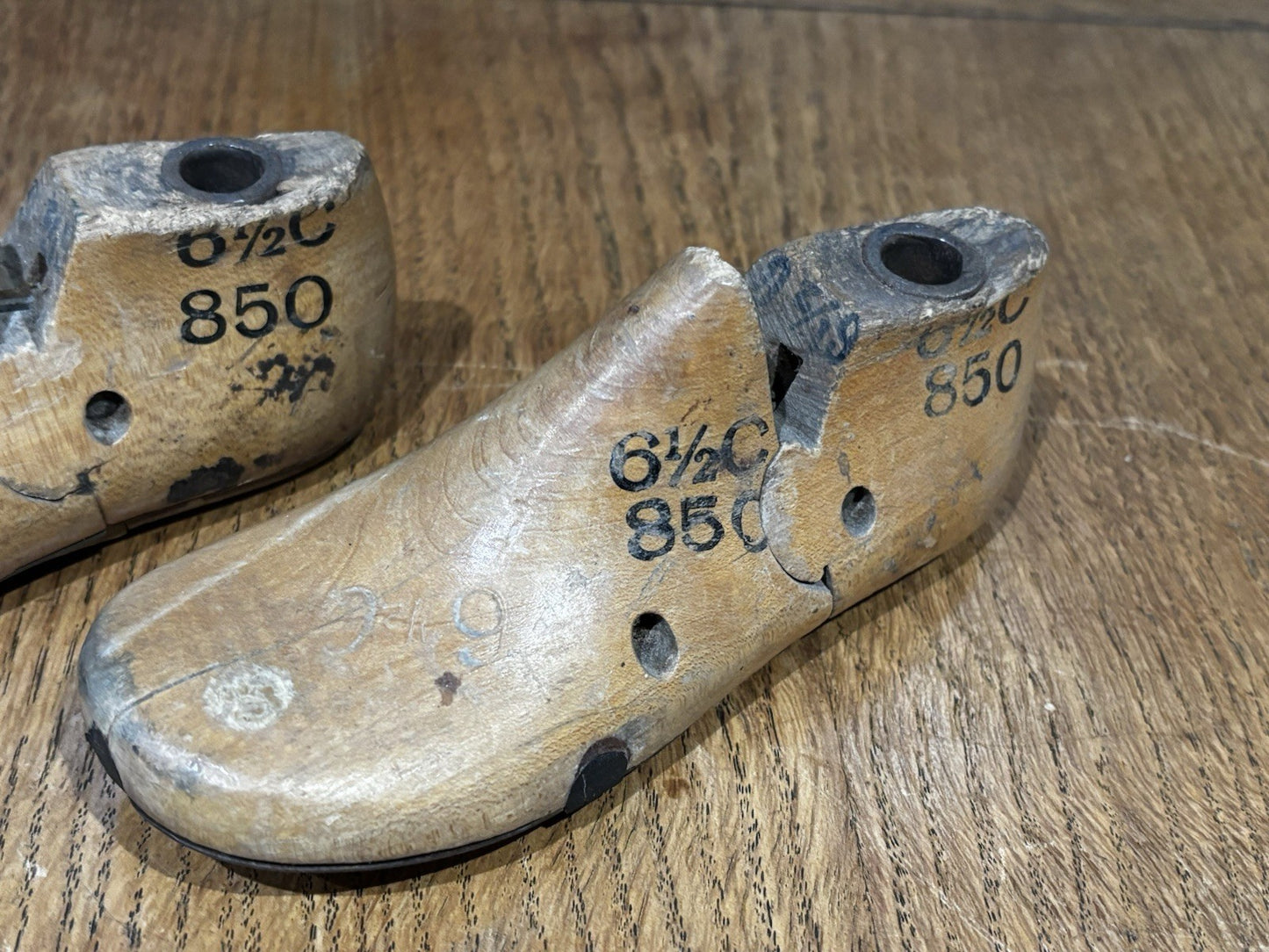 47019653