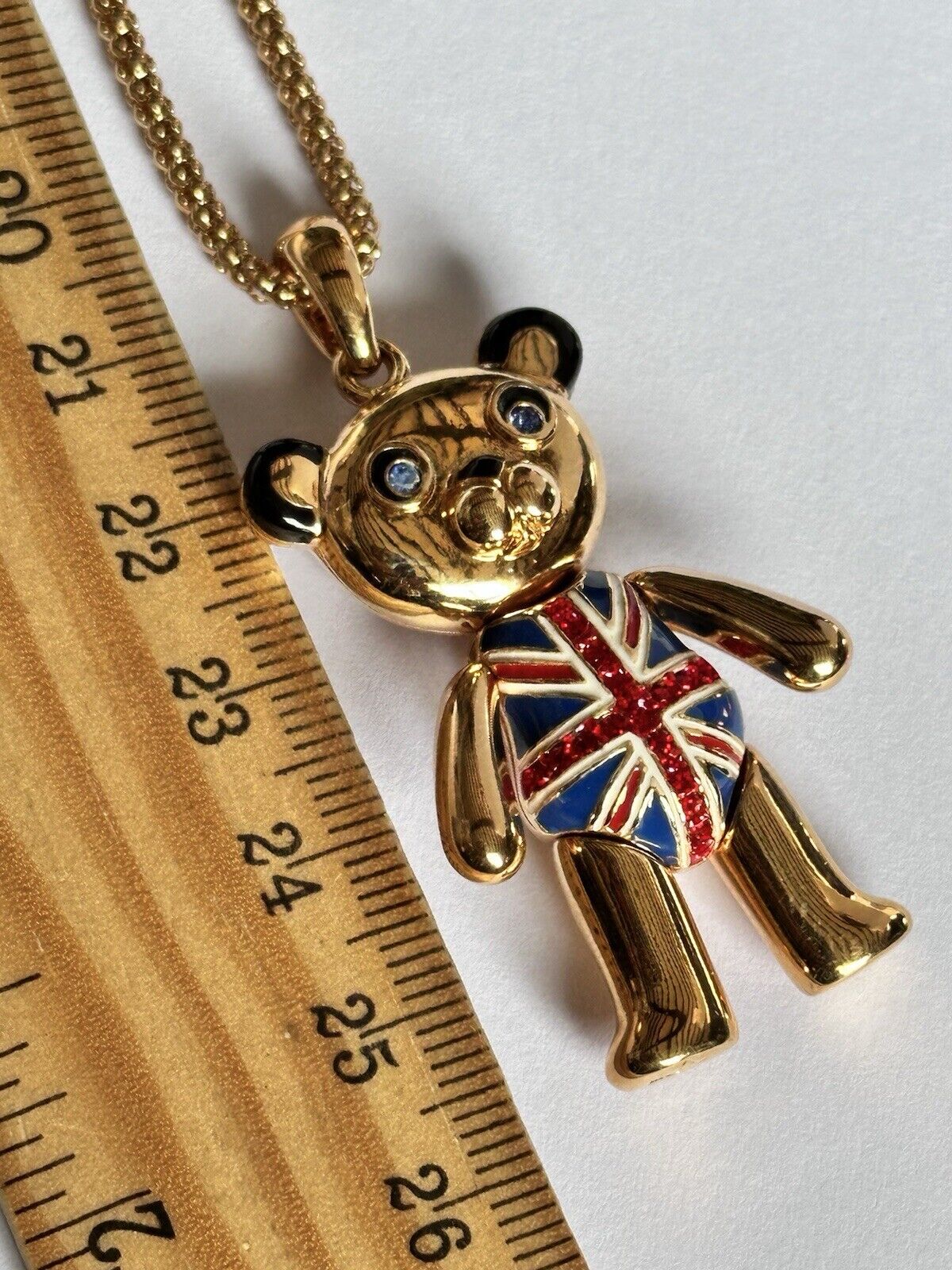 Vintage 1980s Gold Plated Moving Parts British Flag Teddy Pendant Necklace