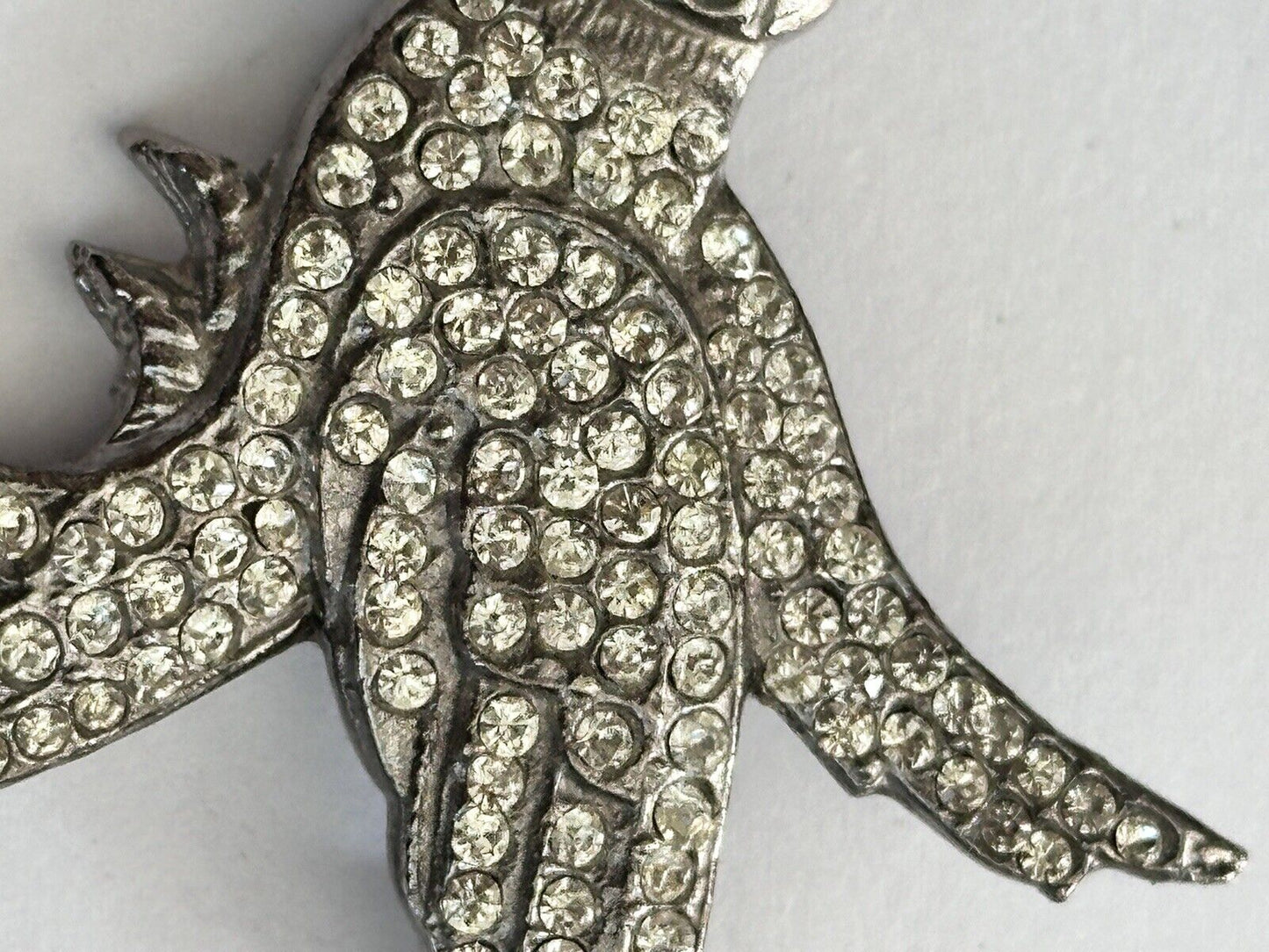 Vintage Silver Tone Paste Parrot Tropical Bird Brooch