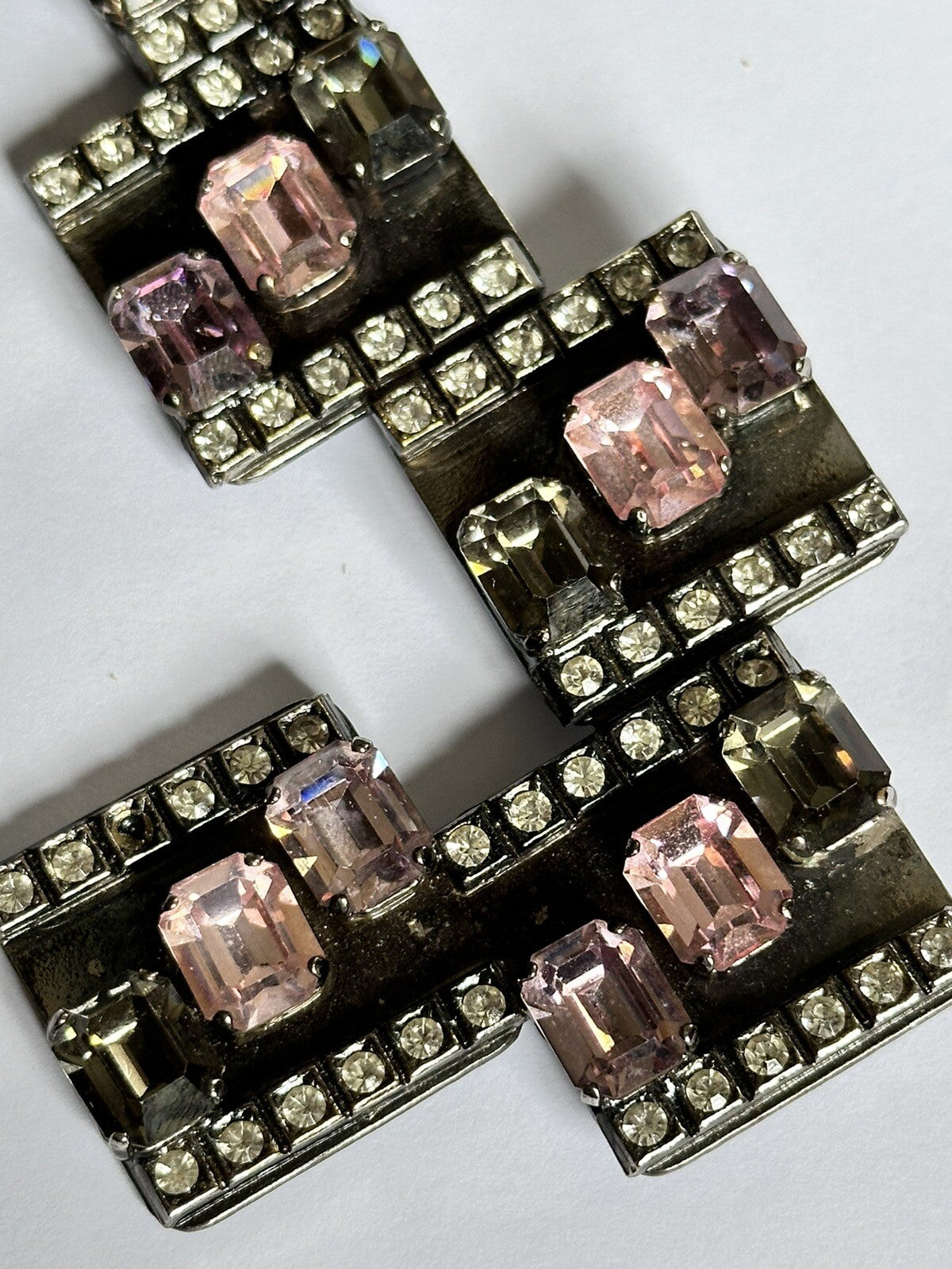 47690375