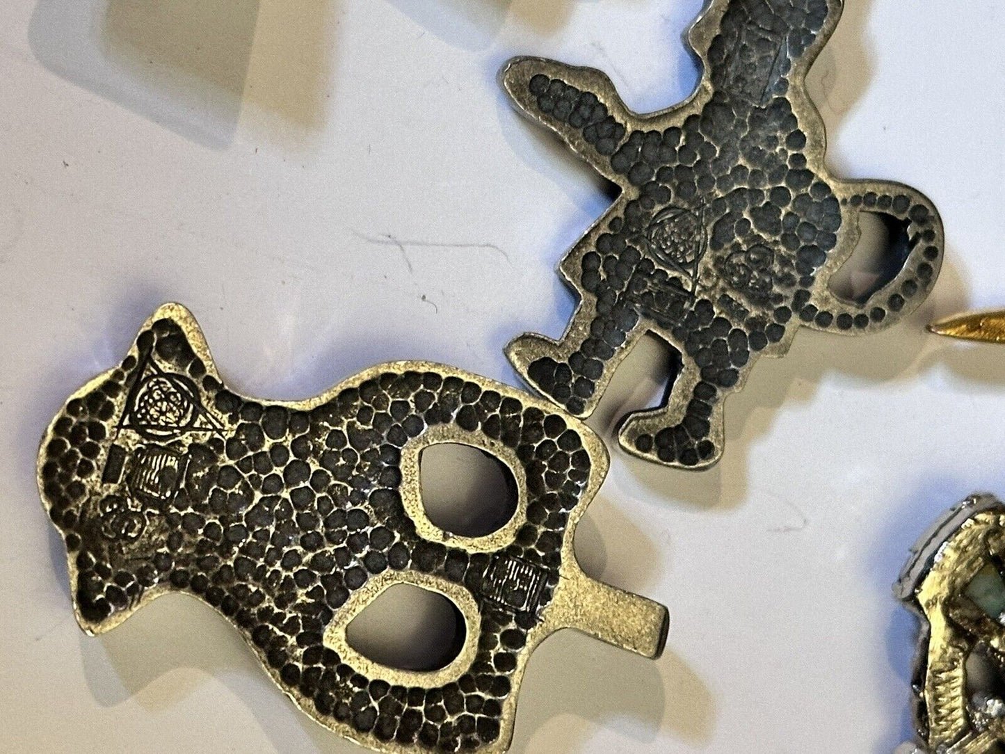 A Quantity Of Vintage Celtic Brooches And Pendants Some Signed