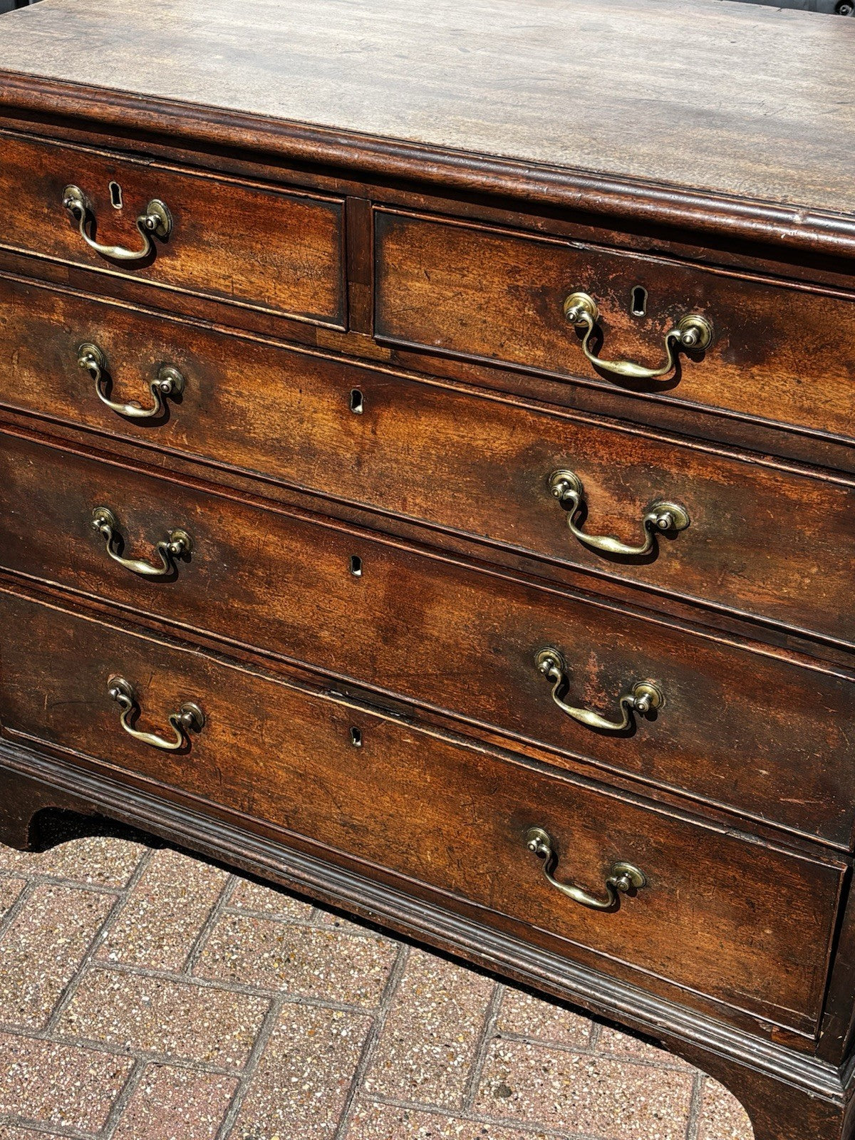 47733891