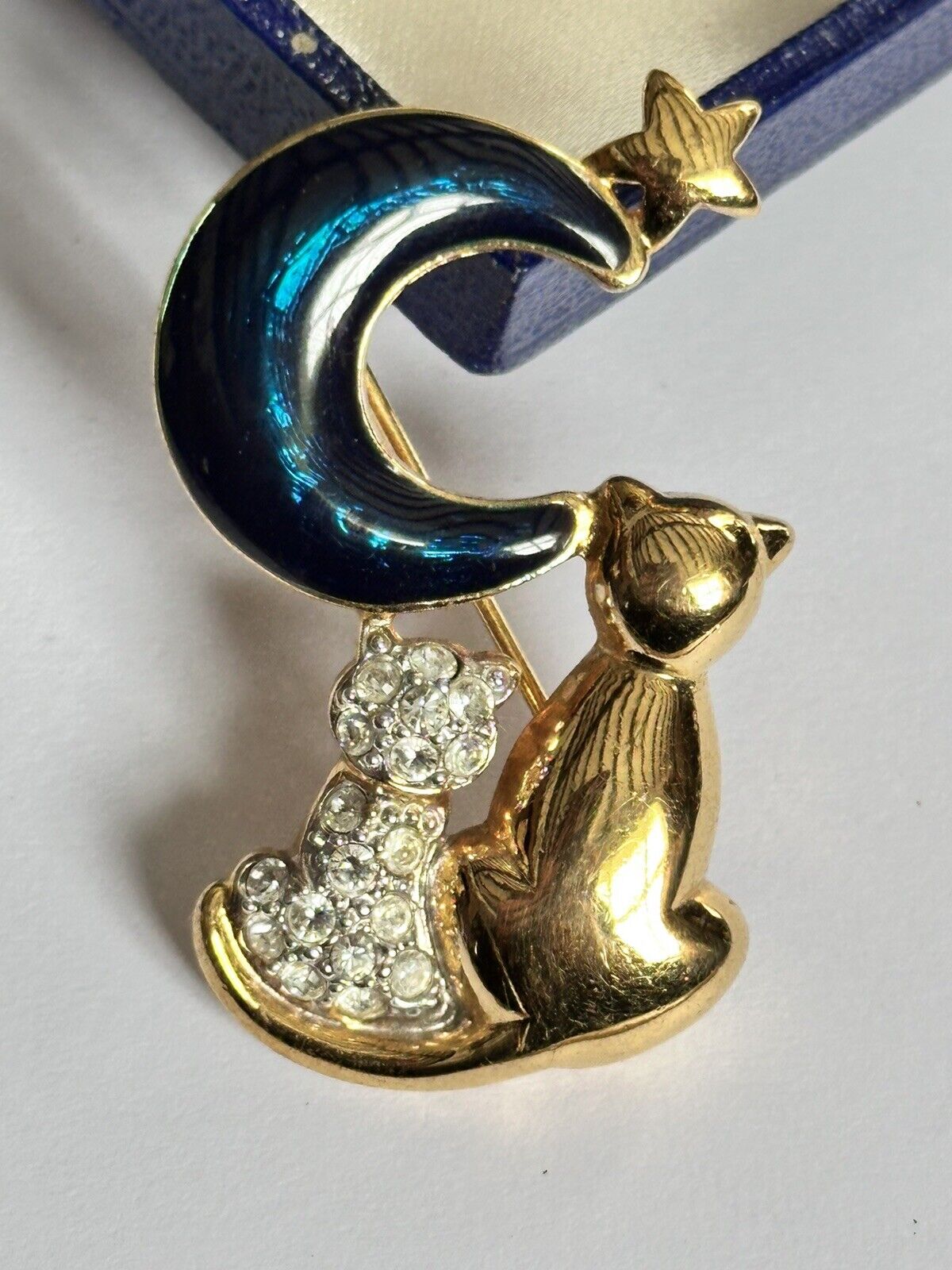 Vintage Gold Plated Blue Enamel Cats Moon Star Brooch