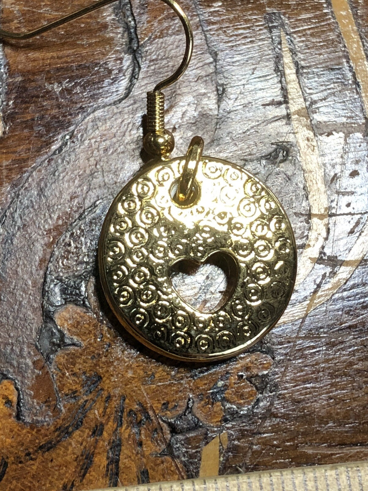 47647762