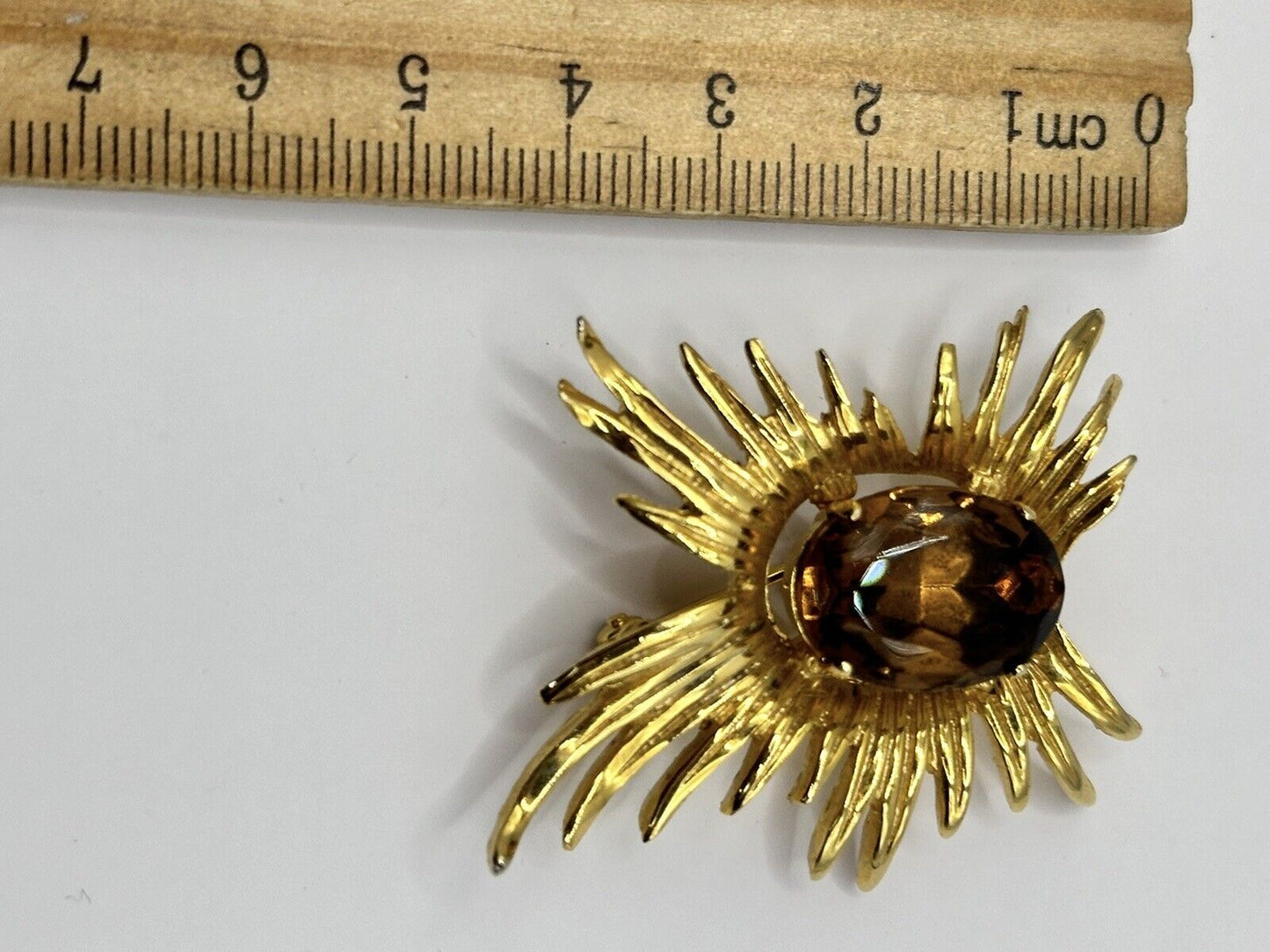 Vintage Gold Tone 1960s/70s Cognac Stone Brooch